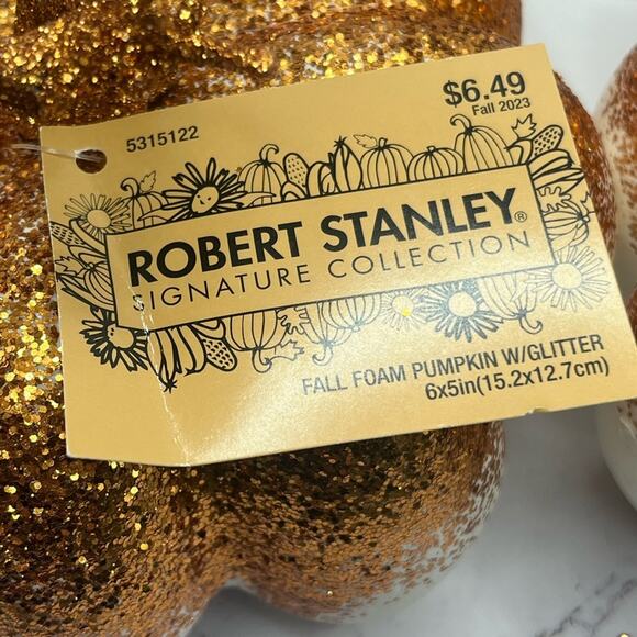 NWT set of glitter orange and white pumpkins - Picture 2 of 9